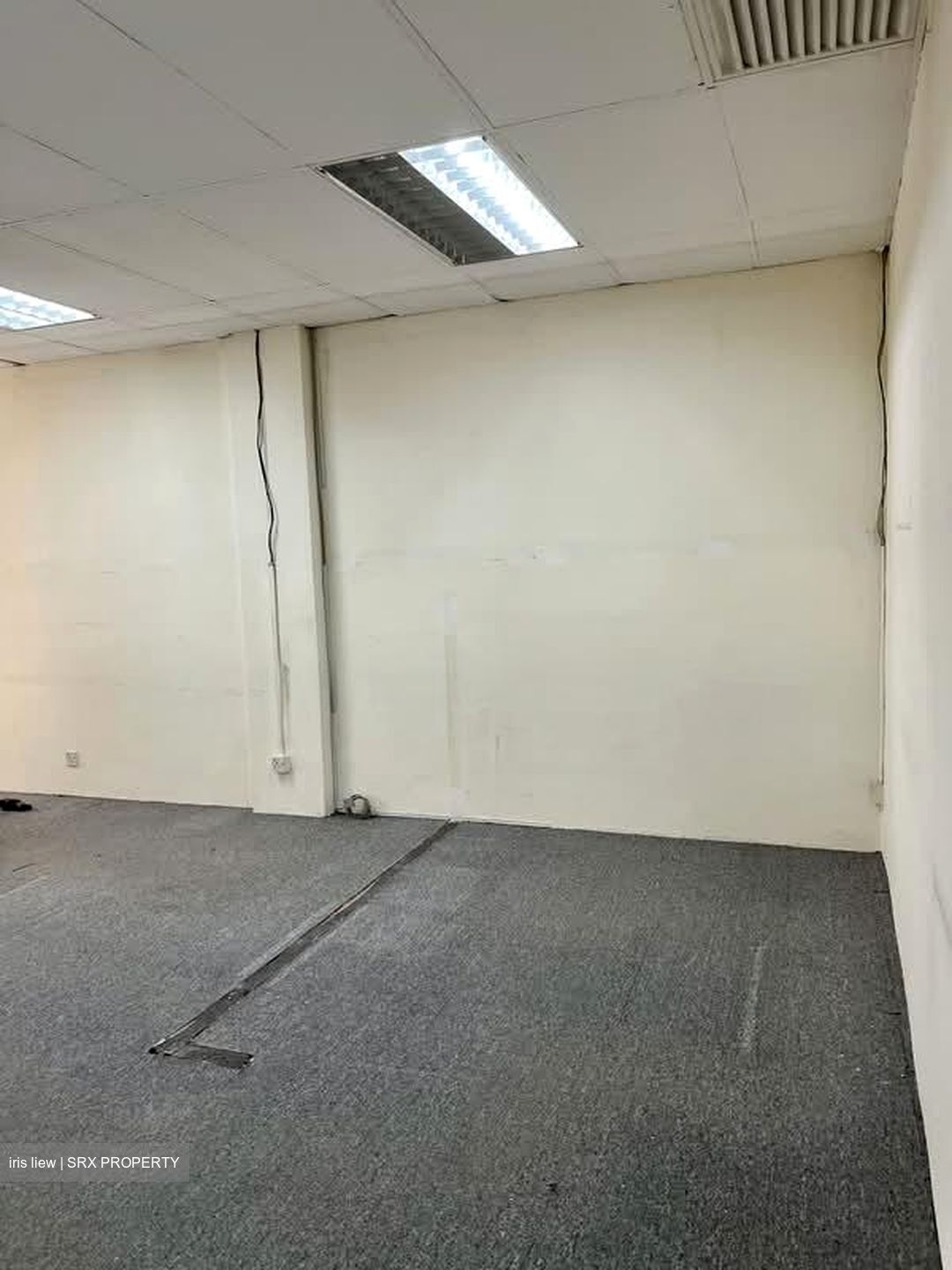 United House (D9), Office #606264931